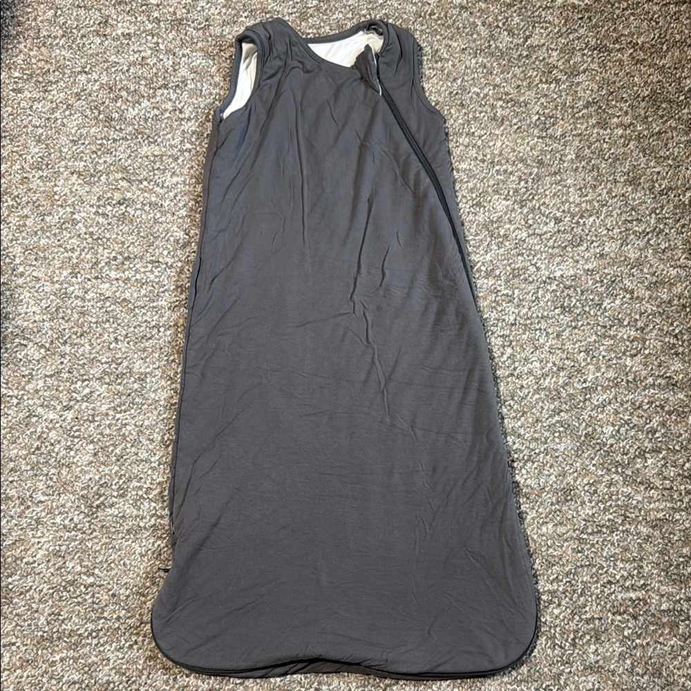 Kyte Baby Sleep Bag 1.0 TOG. 6-18M. Charcoal.